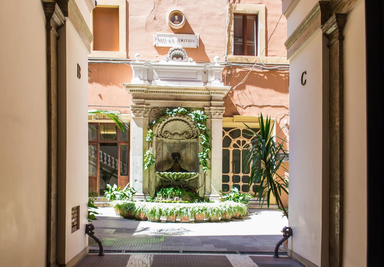 Nazionale Palace Suites Rom Exterior foto